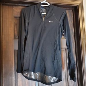 Columbia Black Long Sleeve 1/4 Zip Size S?